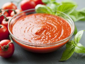 Diet Nutrition Recipes Tomato Sauce 2716x1810 000023741142 1024x768